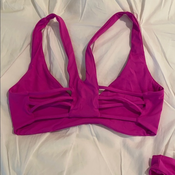 L space Bikini size medium - Picture 3 of 3